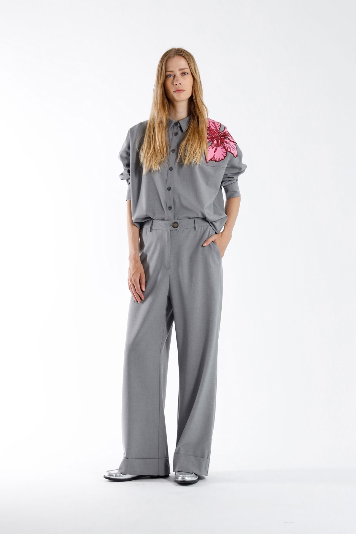 trousers Laroche