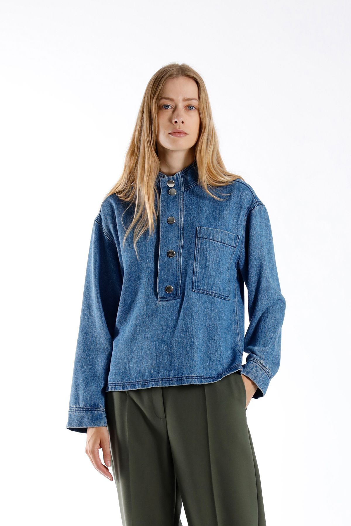 top Levi