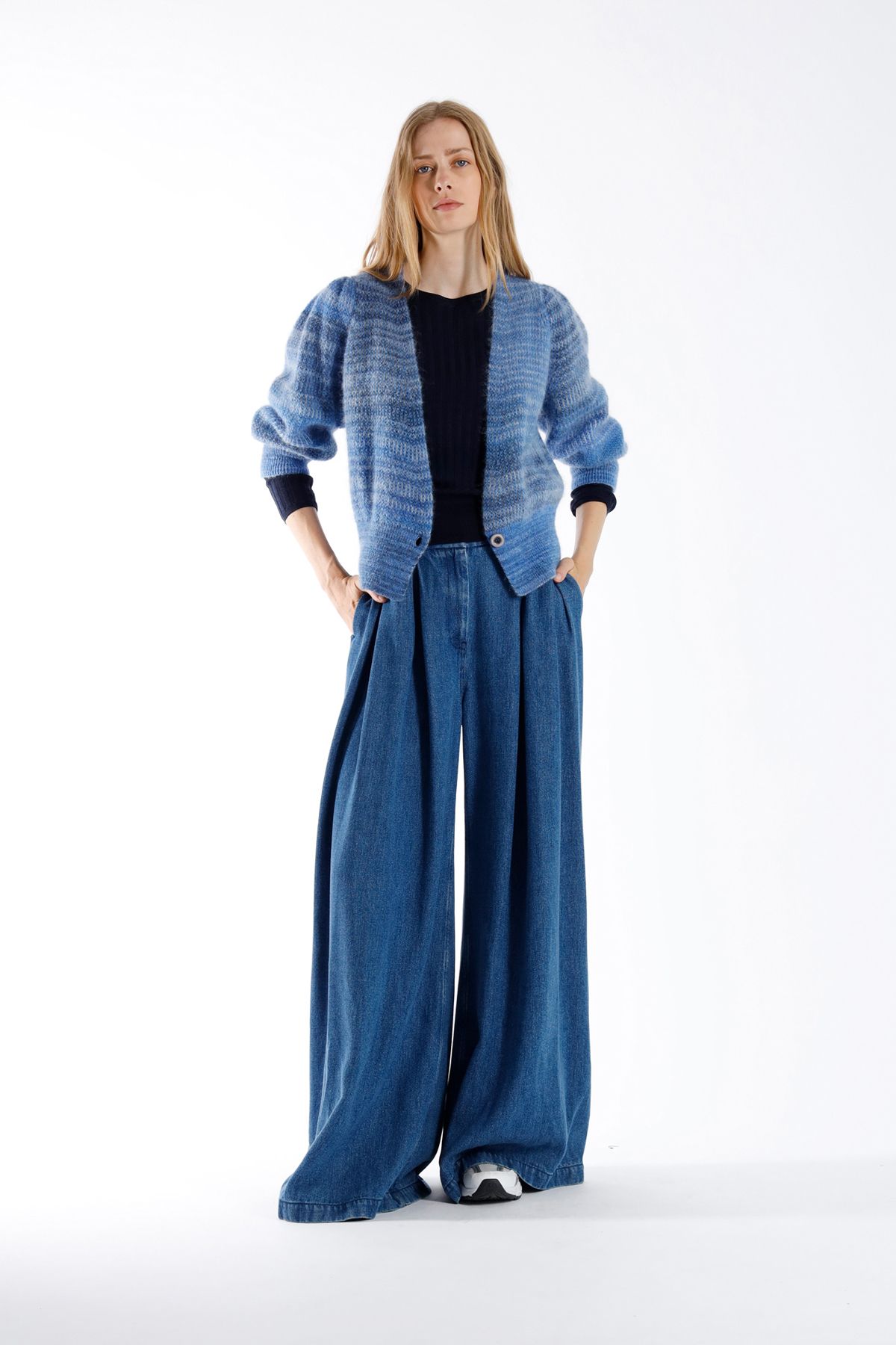 cardigan Petal